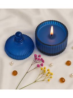 De Maison Decor - Elara Sapphire Bloom Candle