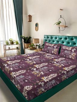ARRABI - Maroon Floral Tc Cotton Blend King Bedsheet With 2 Pillow Covers