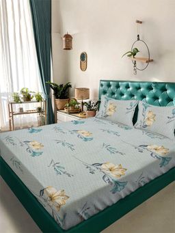 ARRABI - Green Floral Tc Cotton Blend King Bedsheet With 2 Pillow Covers