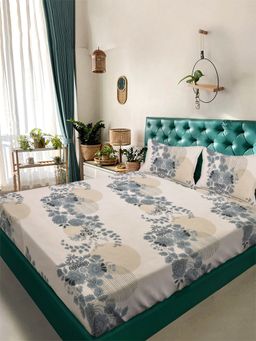 ARRABI - Offwhite Floral Tc Cotton Blend King Bedsheet With 2 Pillow Covers