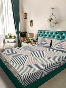 ARRABI - White Striped Tc Cotton Blend King Bedsheet With 2 Pillow Covers