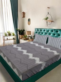 ARRABI - Grey Striped Tc Cotton Blend King Bedsheet With 2 Pillow Covers