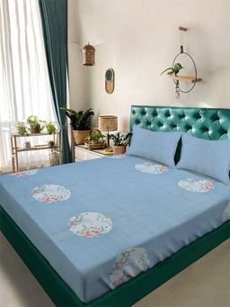 ARRABI - Blue Floral Tc Cotton Blend Super King Bedsheet With 2 Pillow Covers