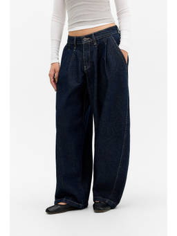 BDG by Urban Outfitters - Jax Dark Navy Blue Jeans