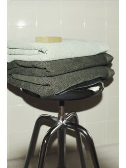 H&M - Green Cotton Terry Bath Sheet