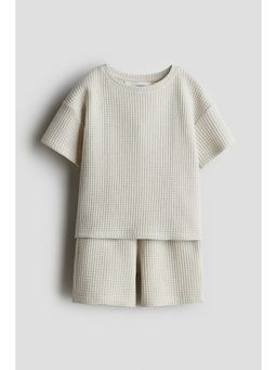 H&M - Boys Beige 2-Piece Waffled Jersey Set