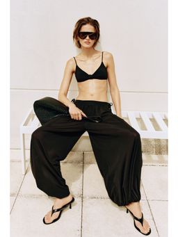 H&M - Women Black Knot-Detail Padded Bikini Top
