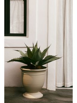 H&M - Beige Extra-Large Metal Plant Pot