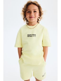 H&M - Boys Yellow 2-piece T-shirt and sweatshorts set
