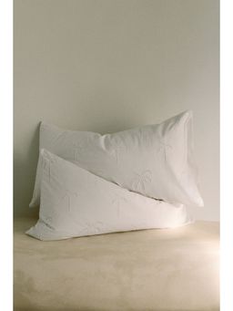 H&M - White Broderie anglaise pillowcase