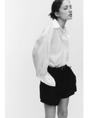 Black color option, Currently selected