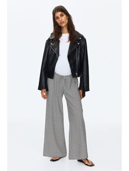 H&M - Women Black MAMA Textured Drawstring Trousers
