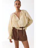 Brown color option