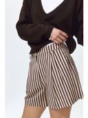 Brown color option