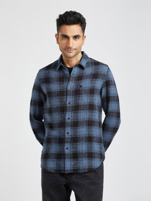 THE BEAR HOUSE Casual Shirts : Buy THE BEAR HOUSE Men Navy Blue Checked ...