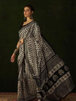Sindh Fashion - Beige Printed Saree With Unstitch Blouse