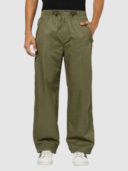 GAP - Men Loose Fit Mid-Rise Casual Trouser