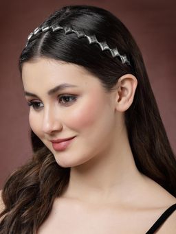 PANASH - Oxidised Square Shaped Head Chain