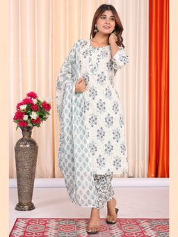 Sindh Fashion - Off White Semi Cotton Floral Printed Kurta with Pant and Dupatta (Set of 3)