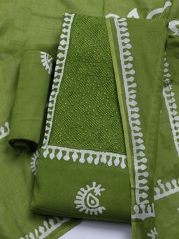 MEENA BAZAAR - Printed Green Cotton Unstitched Dress Material with Dupatta