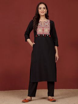 KSUT - Women Black Embellished Kurta