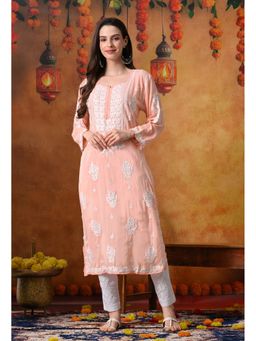 SYRISH - Women Peach Embroidered Kurta