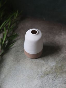 WEAVING HOMES - White & Sanded Bud Vase for Home Decor