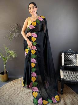URBAN PALLU - Luxurious Silk Woven Black Saree
