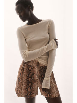 H&M - Women Beige Patterned tailored shorts