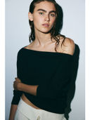Black color option, Currently selected