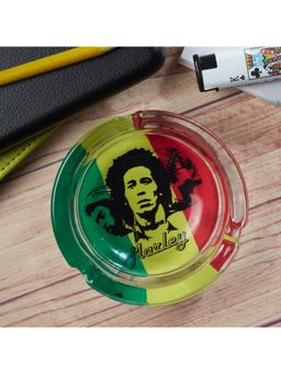 Kookee - Multi Color Transparent Glass Ashtray Modern Tabletop Decor for Indoor & Outdoor Use
