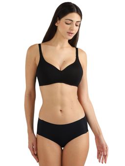 Wacoal - Basic Mold Padded Non-Wired Full Coverage Everyday T-Shirt Bra - Black