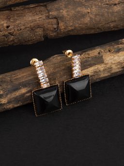 E2O - Contemporary Gold Plated Drop Earring Embellished with Black Beads