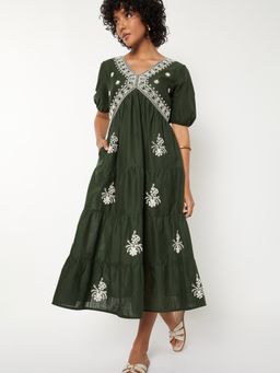 max - Women Green Embroidered Half Sleeves Dress