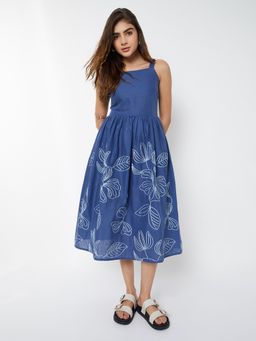 max - Women Blue Embroidered Sleeveless Dress