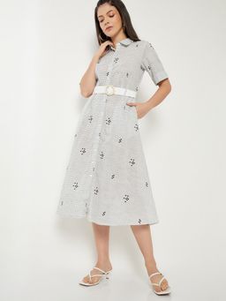 max - Women Off White Checks Half Sleeves Dress with Belt