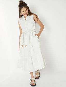 max - Women Off White Solid/Plain Sleeveless Dress with Belt