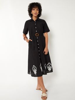 max - Women Black Solid/Plain Half Sleeves Dress with Belt