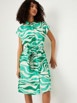 max - Women Green Printed Half Sleeves Dress with Belt