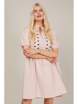 Trendyol - Powder Pink Embroidery L Shift Dress