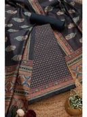 Black color option, Sold out, Currently selected