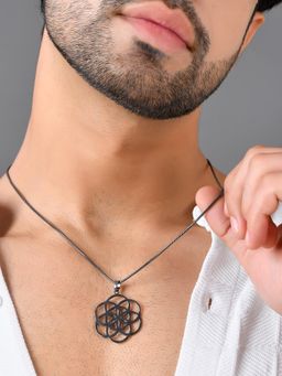 Voylla - Eclipse Intricately Designed Black Pendant for Men