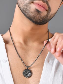 Voylla - Eclipse Majestic Wolf Black Mens Pendant