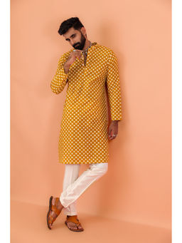 KISAH - Men Mustard Printed Kurta & Pant (Set of 2)