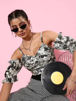 KASSUALLY - Women Stylish Black Floral Nuovo Sleeves Top