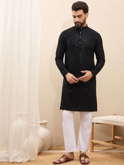 Gahan - Men Embroidered Mandarin Collar Neck Straight Kurta - Black