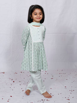 Pankhuri by Priyanka - Printed Gheri Kurta and Pant with Dupatta (Set of 3)