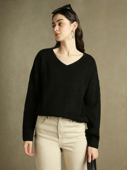 DL WOMAN - Woman Black Solid V-Neck Full Sleeves Sweater