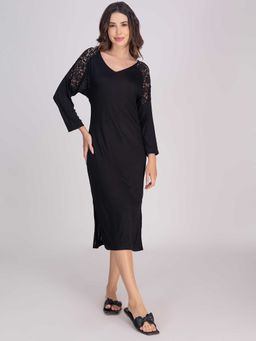 Moomaya - Black Solid Regular Fit Night Dress