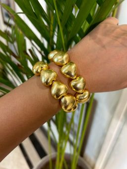 AMOSSH - Anti Tarnish Heart Shaped Stackable Chunky Bracelets (Pack of 2)